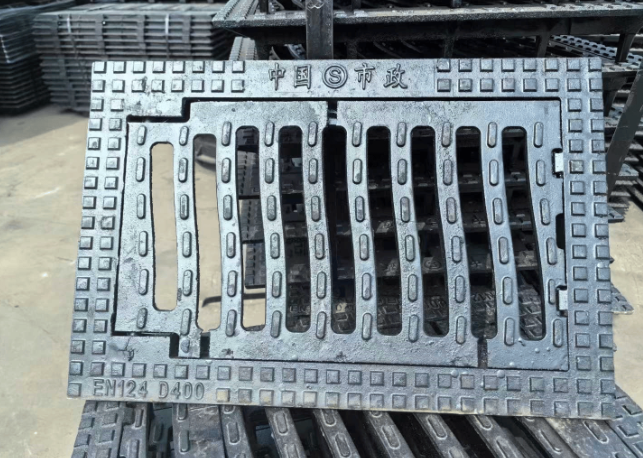 兴仁球墨铸铁市政雨水篦子展示